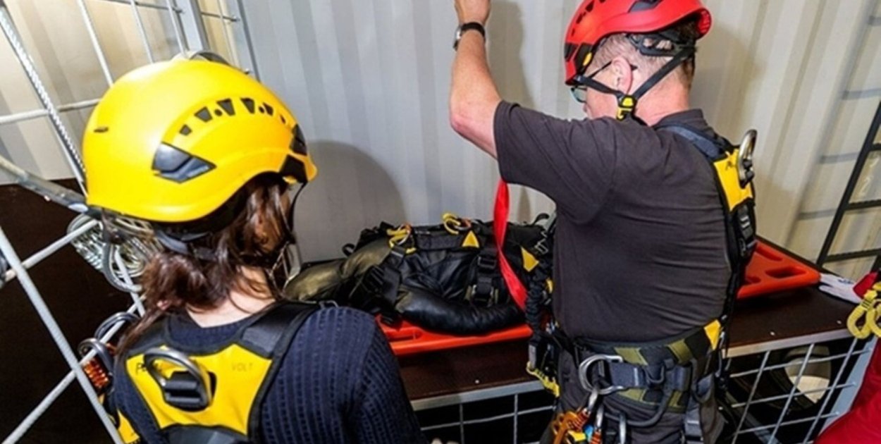 Globalne standardy GWO jako podstawa bezpiecznej pracy w energetyce wiatrowej