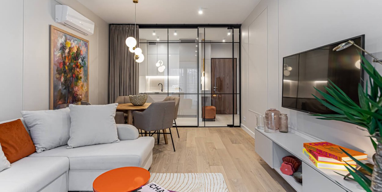 Luksusowe wnętrza a organizacja prac — co decyduje o sukcesie realizacji